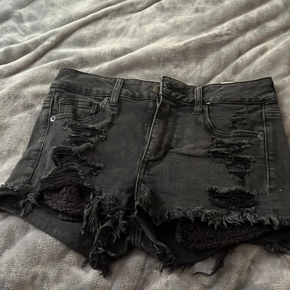 Shorts - Picture 1 of 5